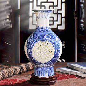 景德镇陶瓷花瓶 青花镂空 客厅家居装饰品现代古典工艺品瓷器摆件
